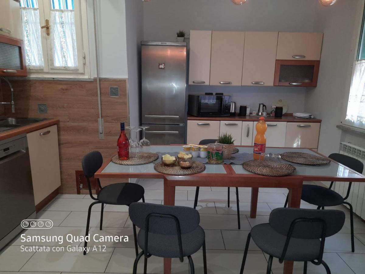 カパンノリLa Casa Di Debby Parcheggio Wi-Fi , Aria Condizionata Gratuitiアパートメント エクステリア 写真