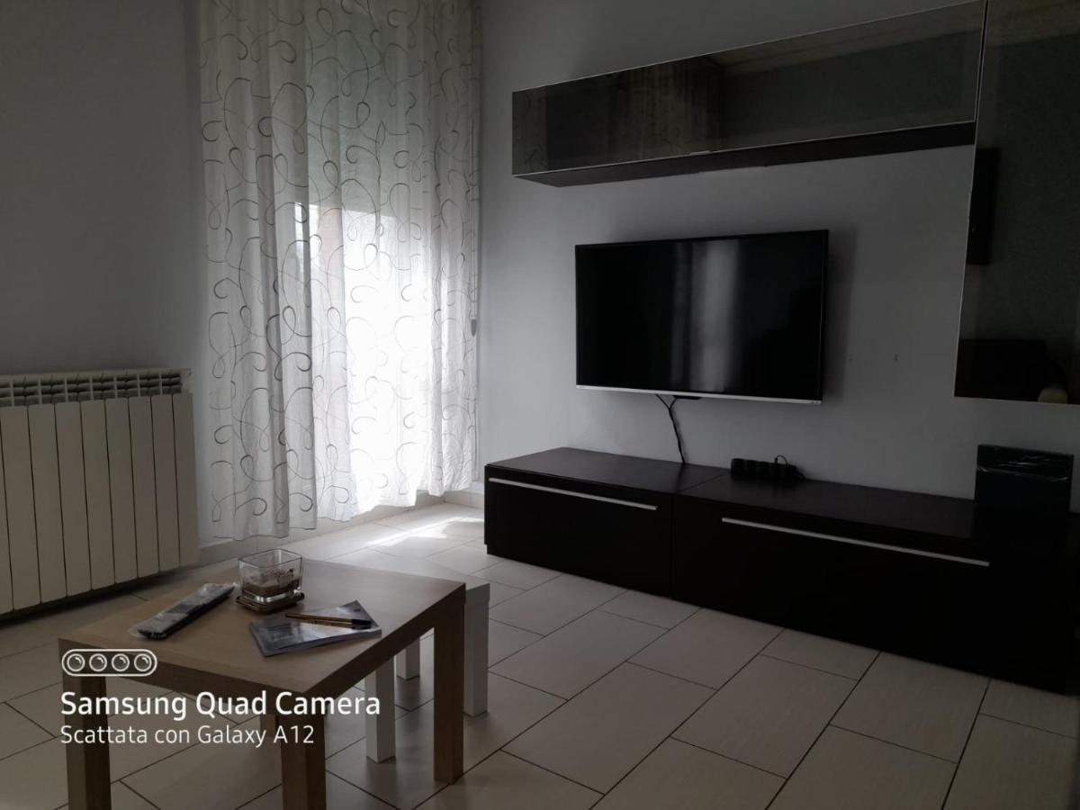 カパンノリLa Casa Di Debby Parcheggio Wi-Fi , Aria Condizionata Gratuitiアパートメント エクステリア 写真